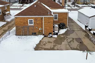 76 W 24th St, Chicago Heights, IL 60411 - Photo 5