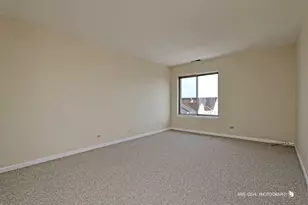 2201 S Grace St, Lombard, IL 60148 - Photo 15