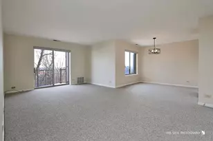 2201 S Grace St, Lombard, IL 60148 - Photo 3