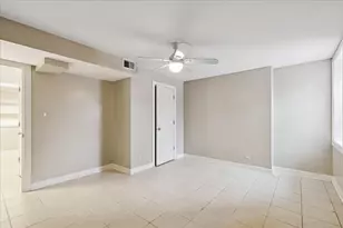 3760 Gilgare Ln, Highland Park, IL 60035 - Photo 19