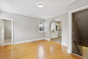 3760 Gilgare Ln, Highland Park, IL 60035 - Photo 9