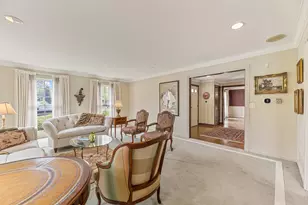 2308 Indian Ridge Dr, Glenview, IL 60026 - Photo 7