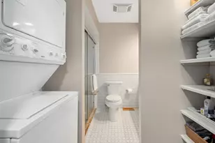 1961 Wexford Cir, Wheaton, IL 60189 - Photo 15