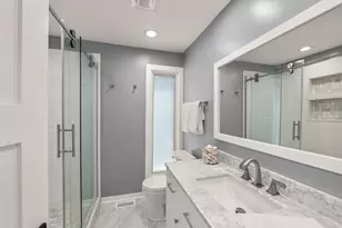 620 W Old Elm Rd, Lake Forest, IL 60045 - Photo 41