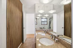 2019 E Avon Ln, Arlington Heights, IL 60004 - Photo 17