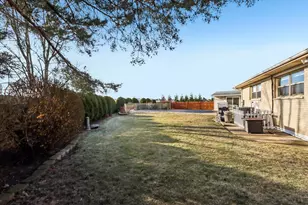 2019 E Avon Ln, Arlington Heights, IL 60004 - Photo 51