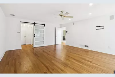 2019 E Avon Lane, Arlington Heights, IL 60004 - Photo 33