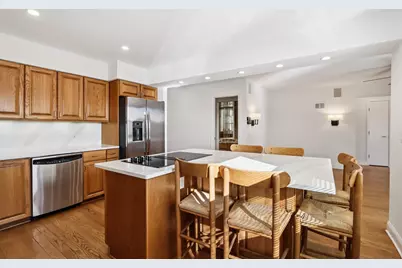 2019 E Avon Lane, Arlington Heights, IL 60004 - Photo 11