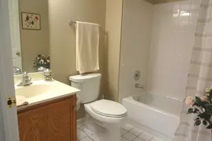 1632 Columbia Cir, Bartlett, IL 60103 - Photo 7