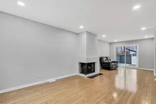 111 Windsor Dr, Vernon Hills, IL 60061 - Photo 5