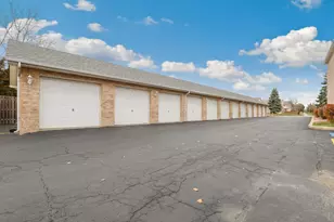 7825 Bristol Park Dr, Tinley Park, IL 60477 - Photo 21