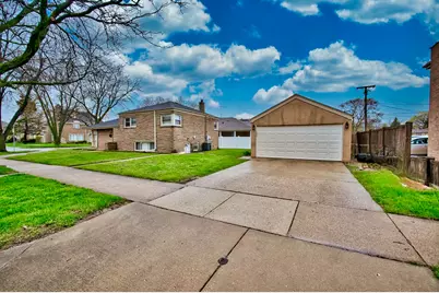 5200 Madison Street, Skokie, IL 60077 - Photo 9