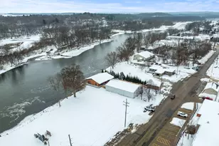 207 S 1st St, Oregon, IL 61061 - Photo 41