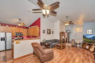 6719 Pine Lake Dr, Tinley Park, IL 60477 - Photo 7