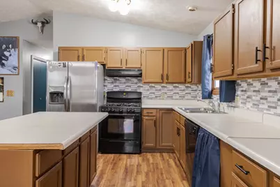 2713 Essington Street, Bloomington, IL 61705 - Photo 19