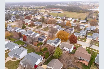 2713 Essington Street, Bloomington, IL 61705 - Photo 37