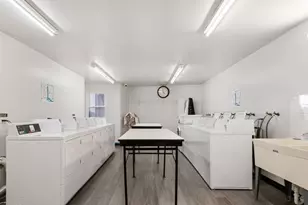 850 Wellington Ave, Elk Grove Village, IL 60007 - Photo 21