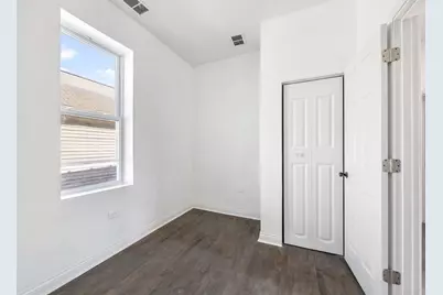 2408 S Trumbull Avenue, Chicago, IL 60623 - Photo 17