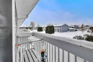 17298 W Maple Ln, Gurnee, IL 60031 - Photo 19