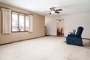 1126 Main St, Pecatonica, IL 61063 - Photo 5