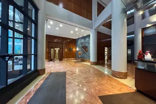 211 E Ohio St, Chicago, IL 60611 - Photo 3