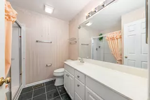 2319 Chasewood Dr, Downers Grove, IL 60515 - Photo 19