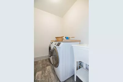 1221 E 46th Street #1, Chicago, IL 60653 - Photo 35