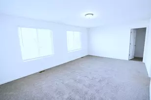 1241 Gillespie Ln NE, Yorkville, IL 60560 - Photo 17