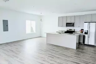 1241 Gillespie Ln, Yorkville, IL 60560 - Photo 3