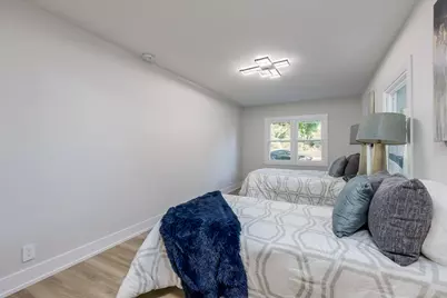 2421 Lockner Boulevard, Joliet, IL 60431 - Photo 29