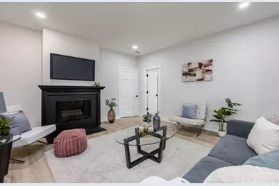 2421 Lockner Boulevard, Joliet, IL 60431 - Photo 17