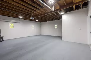 2421 Lockner Blvd, Joliet, IL 60431 - Photo 33