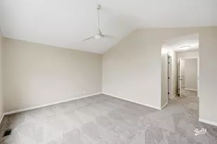 728 Old Checker Rd, Buffalo Grove, IL 60089 - Photo 11