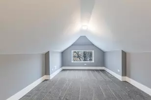 2038 E 73rd St, Chicago, IL 60649 - Photo 13