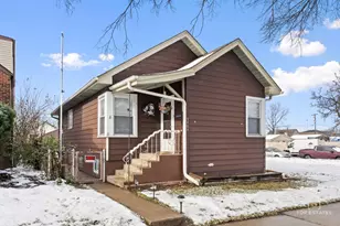 5404 S 72nd Ct, Summit, IL 60501 - Photo 1