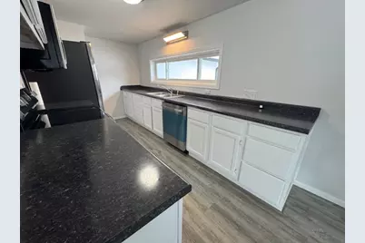 4205 Grimes Street, Sterling, IL 61081 - Photo 7