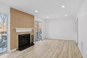 3S184 Birchwood Dr, Warrenville, IL 60555 - Photo 9