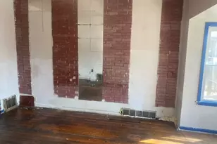 6643 S Wood St, Chicago, IL 60636 - Photo 3