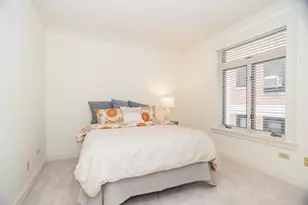 5230 N Kenmore Ave, Chicago, IL 60640 - Photo 5