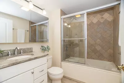 5230 N Kenmore Avenue #3C, Chicago, IL 60640 - Photo 7