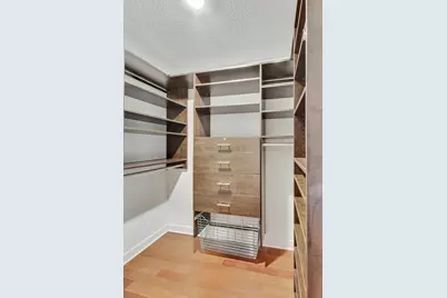 2 E Erie Street #1905, Chicago, IL 60611 - Photo 19