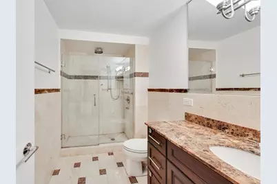 2 E Erie Street #1905, Chicago, IL 60611 - Photo 17