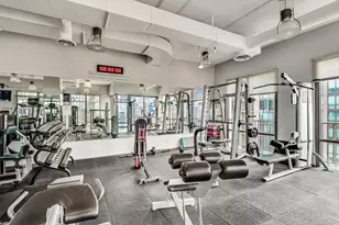 2 E Erie St, Chicago, IL 60611 - Photo 25