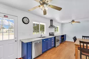 2218 S Mattis Ave, Champaign, IL 61821 - Photo 13