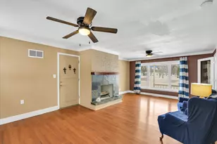 2218 S Mattis Ave, Champaign, IL 61821 - Photo 17