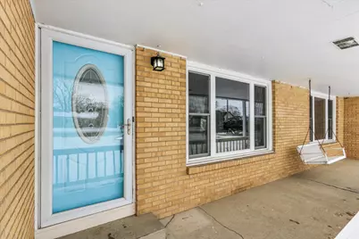 2218 S Mattis Avenue, Champaign, IL 61821 - Photo 5