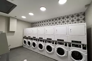 5600 N Sheridan Rd, Chicago, IL 60660 - Photo 13