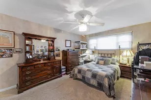 9010 Pottawattami Dr, Skokie, IL 60076 - Photo 13