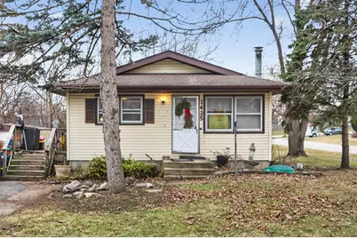 1425 Washington Street, Lake in the Hills, IL 60156 - Photo 1