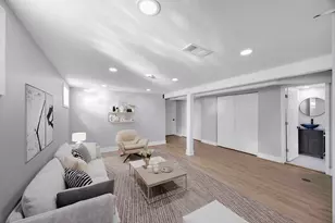 9731 S Ellis Ave, Chicago, IL 60628 - Photo 13